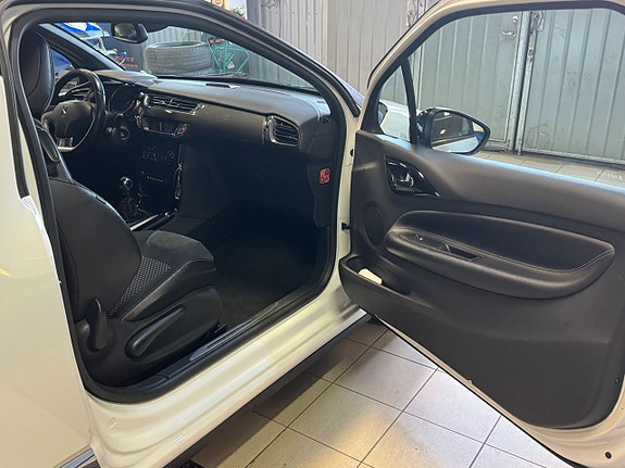 Citroen DS3 10 of 11