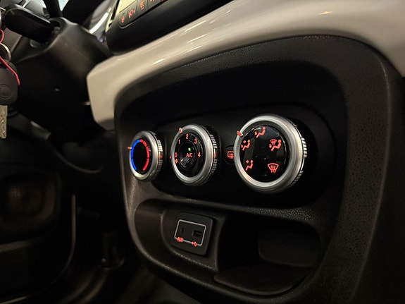 Fiat 500L 22 of 23