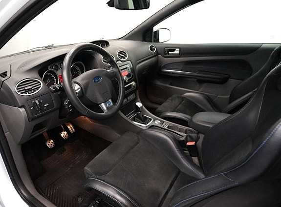 Ford Focus 10 of 12