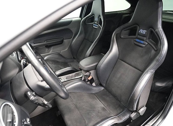 Ford Focus 9 of 12