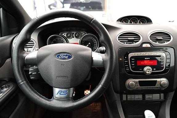 Ford Focus 8 of 12