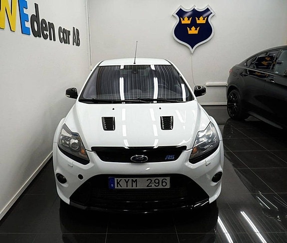 Ford Focus 7 of 12