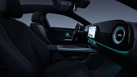 Mercedes-Benz CLA250+ 14 of 17