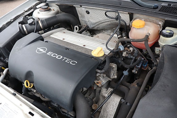 Opel Vectra 16 of 16