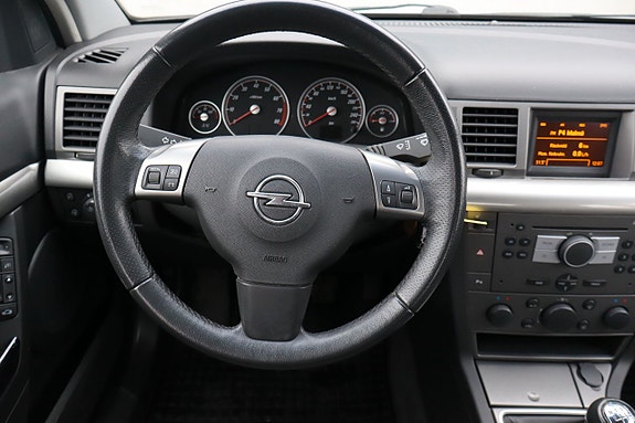 Opel Vectra 9 of 16