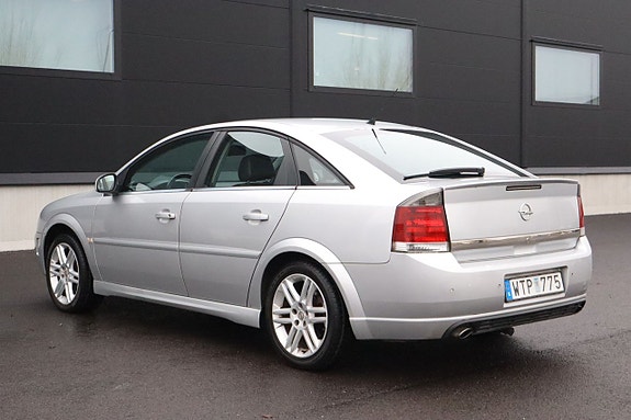 Opel Vectra 3 of 5