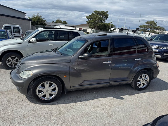 Chrysler PT Cruiser 16 of 25