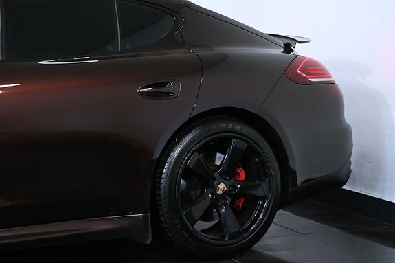 Porsche Panamera GTS 25 of 25