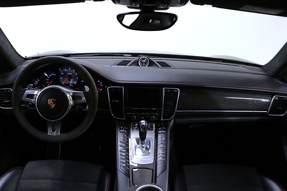 Porsche Panamera GTS 9 of 25