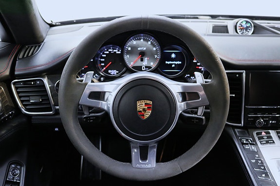 Porsche Panamera GTS 10 of 25