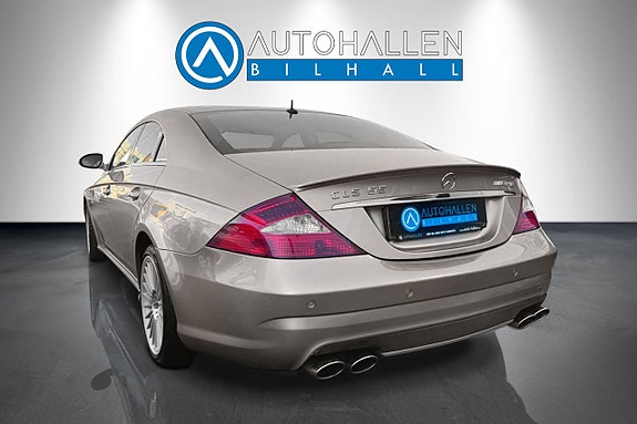 Mercedes-Benz CLS55 6 of 12