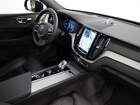 Volvo XC60 5 of 5