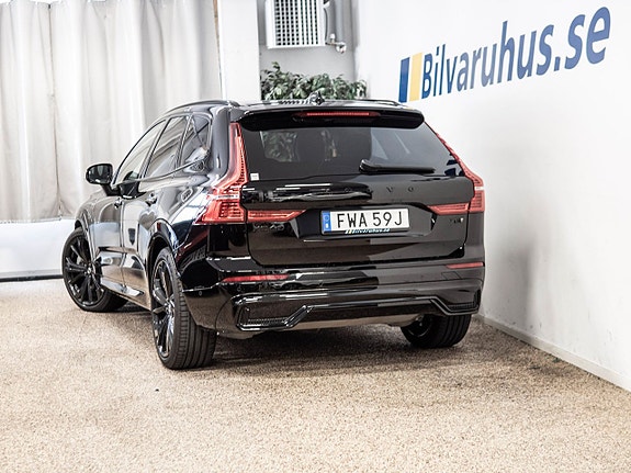 Volvo XC60 3 of 5
