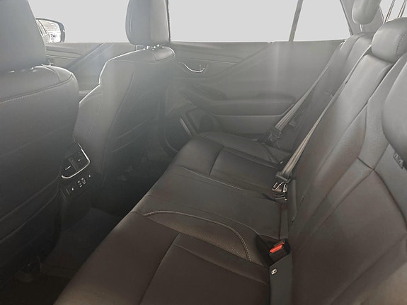 Subaru Outback 9 of 9