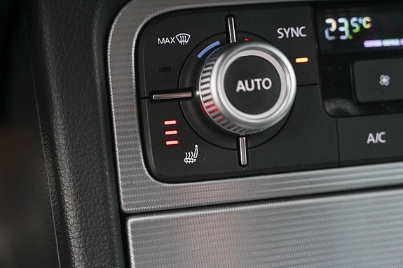 Volkswagen Touareg 16 of 27