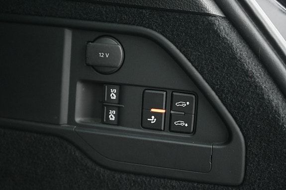 Volkswagen Touareg 25 of 27