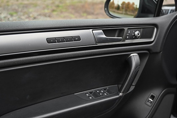 Volkswagen Touareg 23 of 27
