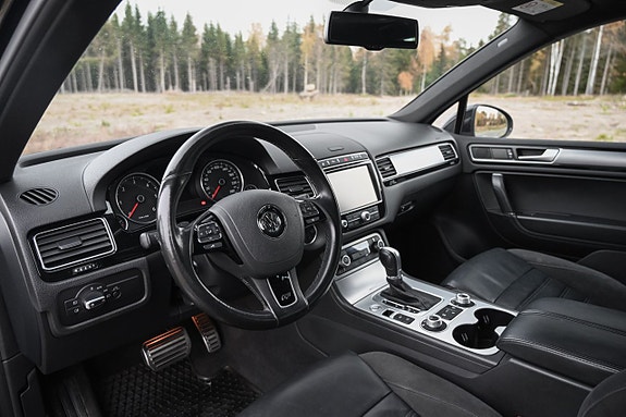 Volkswagen Touareg 9 of 27