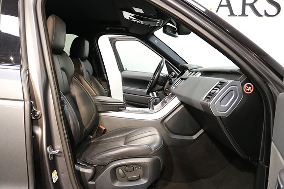 Land Rover Range Rover Sport 13 of 27