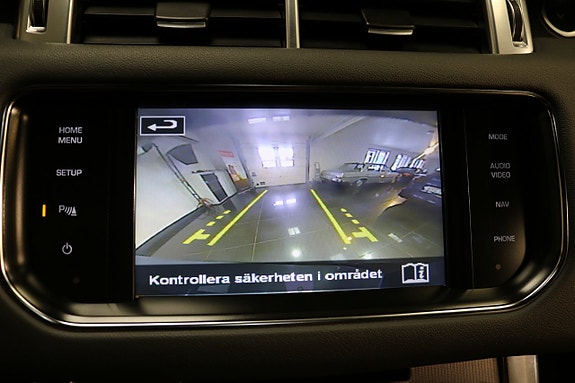 Land Rover Range Rover Sport 17 of 27