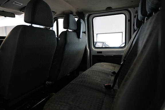 Ford Transit 9 of 9