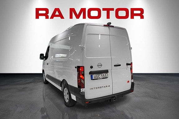 Nissan Interstar 4 of 5