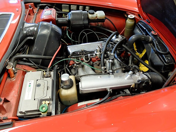 Volvo 1800ES 11 of 25