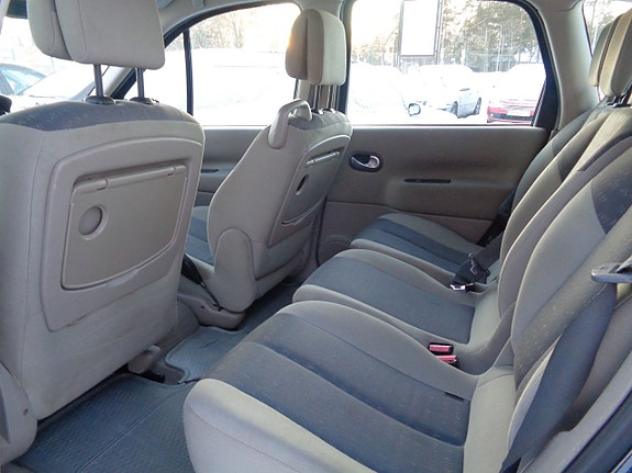 Renault Scenic 12 of 15