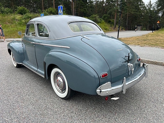 Chevrolet Special Deluxe 3 of 5
