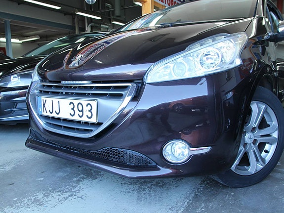 Peugeot 208 6 of 13