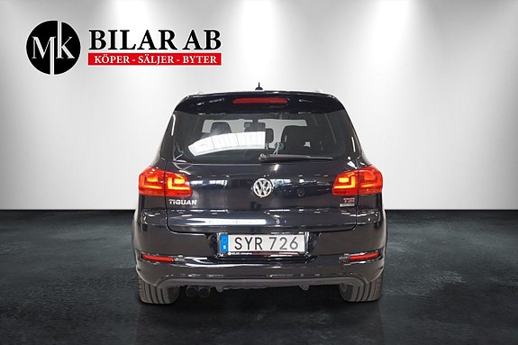 Volkswagen Tiguan 5 of 12