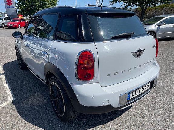 MINI Countryman Cooper D 5 of 5