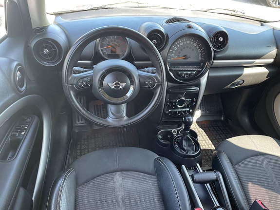 MINI Countryman Cooper D 8 of 11
