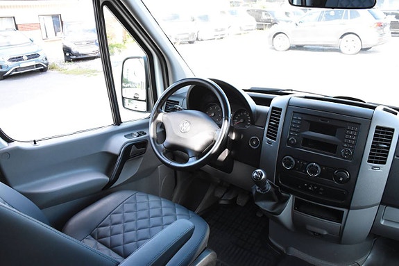 Volkswagen Crafter 10 of 22