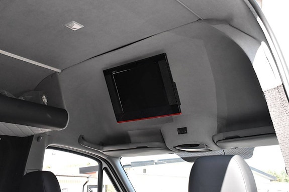 Volkswagen Crafter 17 of 22