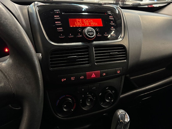 Opel Combo 17 of 20