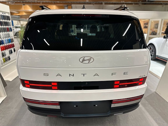 Hyundai Santa Fe 5 of 15