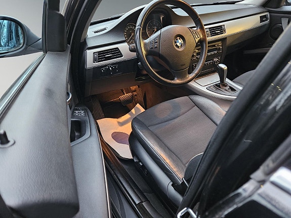 BMW 325i 10 of 18