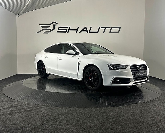 Audi A5 3 of 19