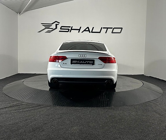 Audi A5 6 of 19