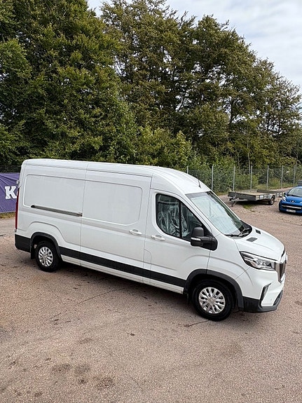 Maxus e-Deliver 9 5 of 9