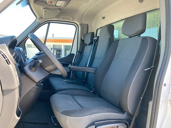 Renault Master 6 of 27