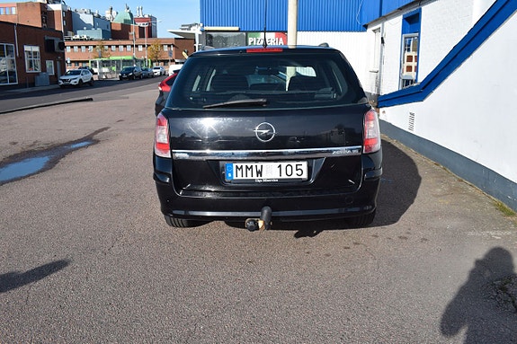 Opel Astra 4 of 5
