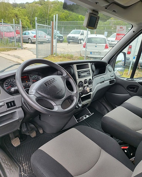 Iveco Daily 35S11 10 of 11