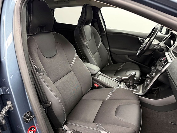 Volvo V40 19 of 23