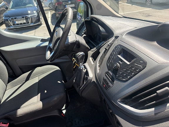 Ford Transit 5 of 5