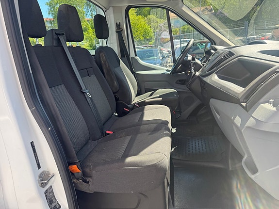 Ford Transit 4 of 5