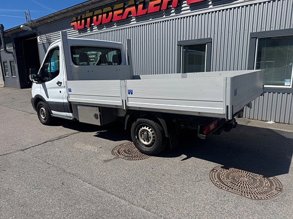 Ford Transit 8 of 10