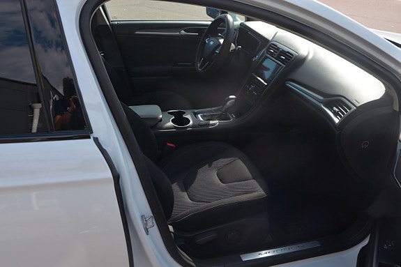Ford Mondeo 6 of 14