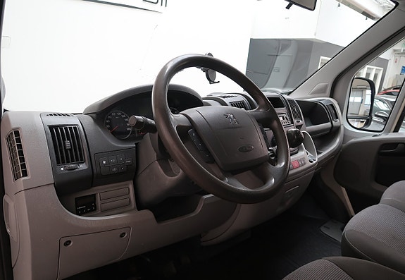 Peugeot Boxer 6 of 18